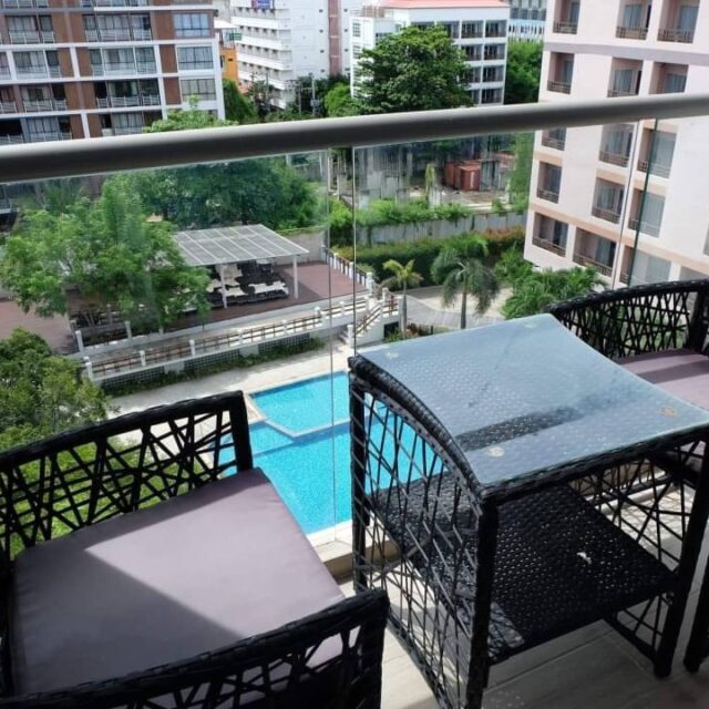 R020 Central Pattaya Centara Avenue pool view Studio 35 sqm Rental price 11000 baht