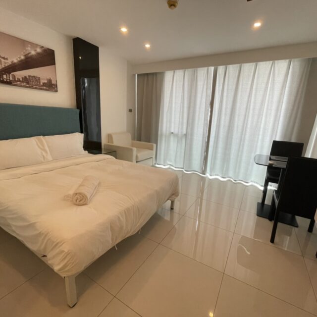 R068 Pattaya City CCR condo Studio Rental price 6500 baht
