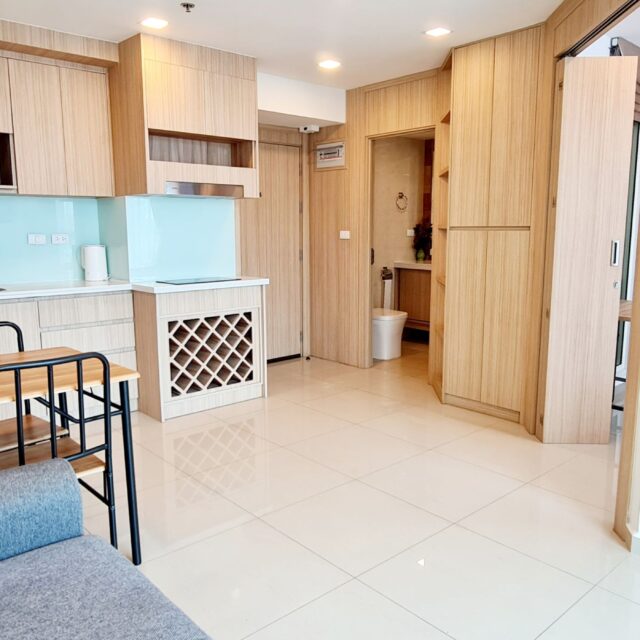 R080 Pattaya South City Garden Tower 1 bedroom 1 bathroom 35SQM Rental Price 11000 baht