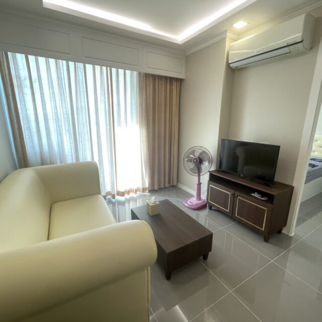 R091 Jomtien The Orient 1 bedroom 1 bathroom 35sqm Rental Price 7000 baht