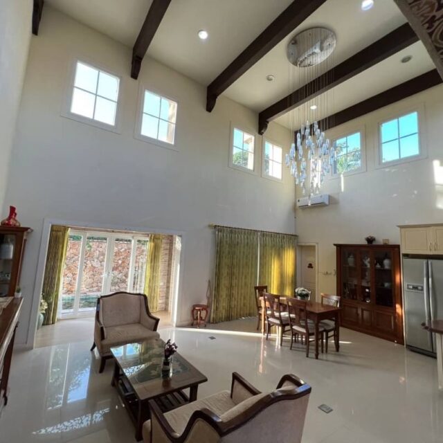 R095 Pattaya Chaiyaphruek 2 Silk Road Place 3 bedroom 3 bathroom 550SQM Rental Price 40000 baht