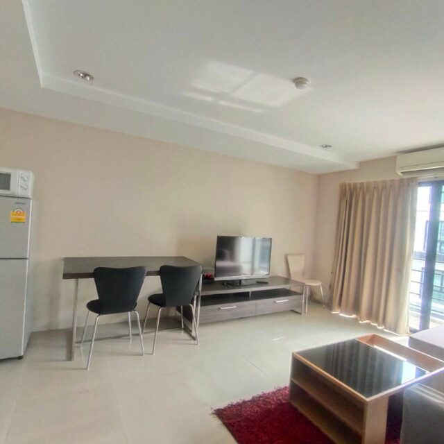 R118 Pattaya South Large 1bed condo 1bed 1bath 66sqm Rental price 12000thb per month