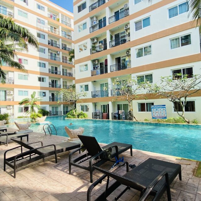 P016 Park Lane Top floor Pool view 1Bed 36sqm Rent only 7000 Baht Jomtien Pattaya