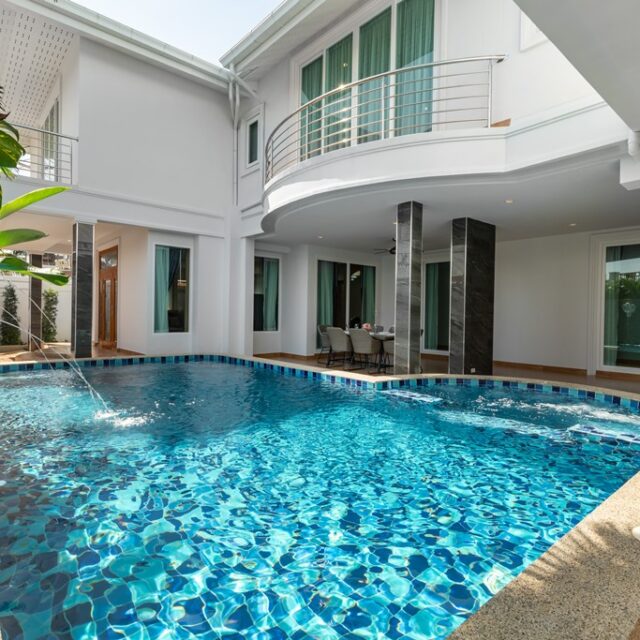 P055 Pattaya Lagoon Pool Villa South Pattaya 8Bed 9Bath Sale 25 Million Baht